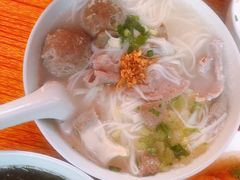 牛肉丸猪杂粿条-潮汕龙记·普宁肠粉
