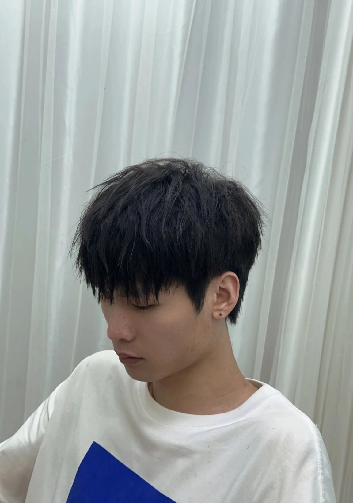 男生简洁发型
