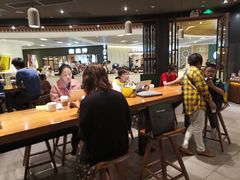 大堂-星巴克臻选(广州太古汇店)
