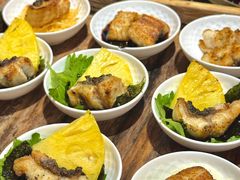 -围炉肉舍•炭烤活鳗•丹东海鲜烤肉(步行街店)