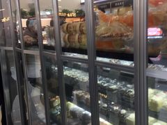 -红宝石·鲜奶小方·海派西点房(莘庄龙之梦店)