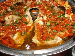 剁椒鱼头王-老湘亲·品鉴湘菜(湖里店)