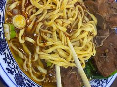 -吕氏馄饨包子大排档