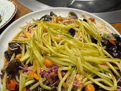 -万里闯关东铁锅炖菜馆(高新旗舰店)