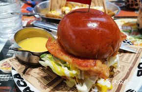 Cheese Waterfall Chicken Burger