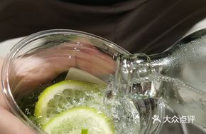 Green Bubbly Thai Soda