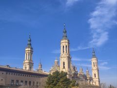 -皮拉尔圣母圣殿主教座堂