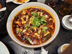 -万重锦·人文川菜馆(骡马市店)