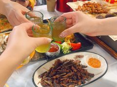 -刘姐啤酒鱼民族演艺餐厅(西街总店)