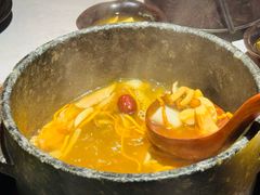 古法野生菌汤底-芸山季·云南山珍菌火锅(人民广场来福士店)