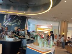 -星巴克臻选(深圳龙岗万科店)