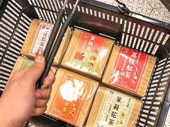 -华联发展销售中心(十月初五街店)