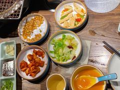 -明洞阿姨·韩式酱蟹烤肉·创意料理(三元桥店)