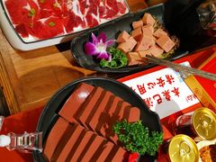 -谭鸭血老火锅(龙湖宝山天街店)