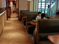 卡座-仓桥家·焗寿司·锅物(光谷步行街店)