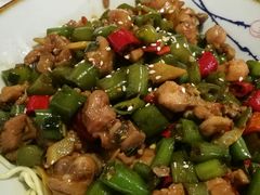 -轻捞慢起面馆(新世界百货店)