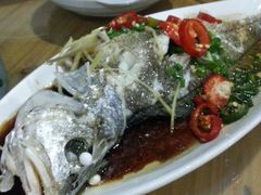 清煲海鱼-海上驿站渔家菜馆