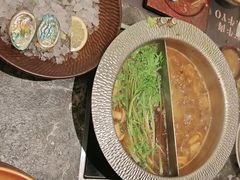 -牛YO寿喜烧·铁板烧和牛火锅自助(市府恒隆店)