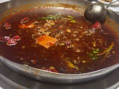 -张大胡子鱼头火锅酒楼(长益路店)