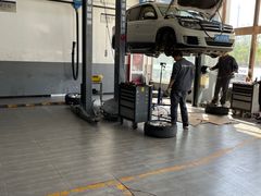 -李师傅修车保养维修连锁(金盏店)