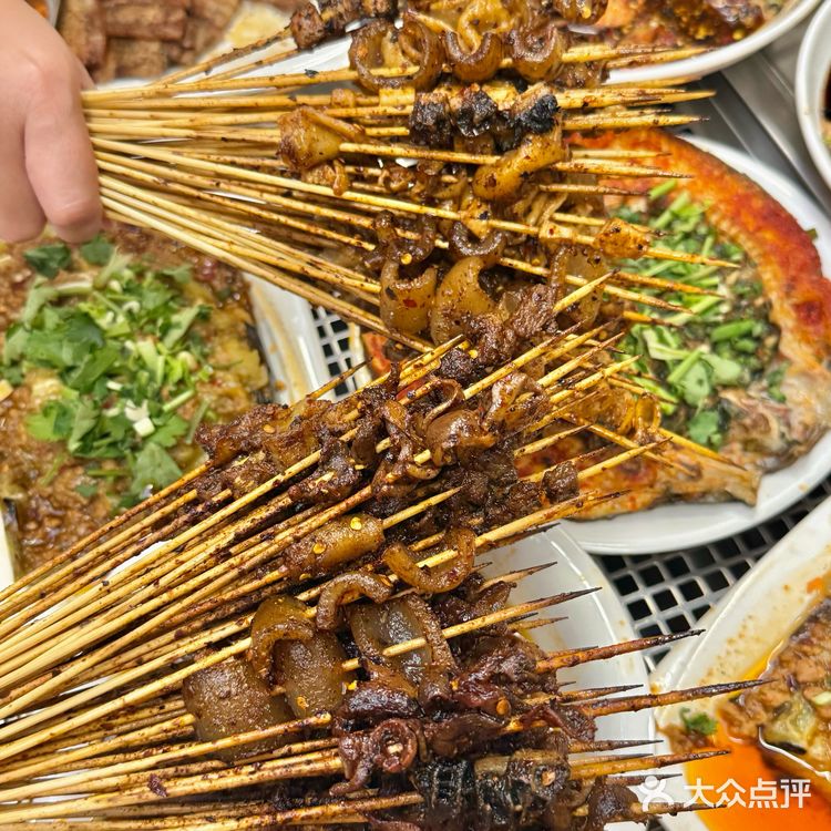 巨巨巨下饭🥹 - 佤傣版纳夺命小串串(曙光店)
