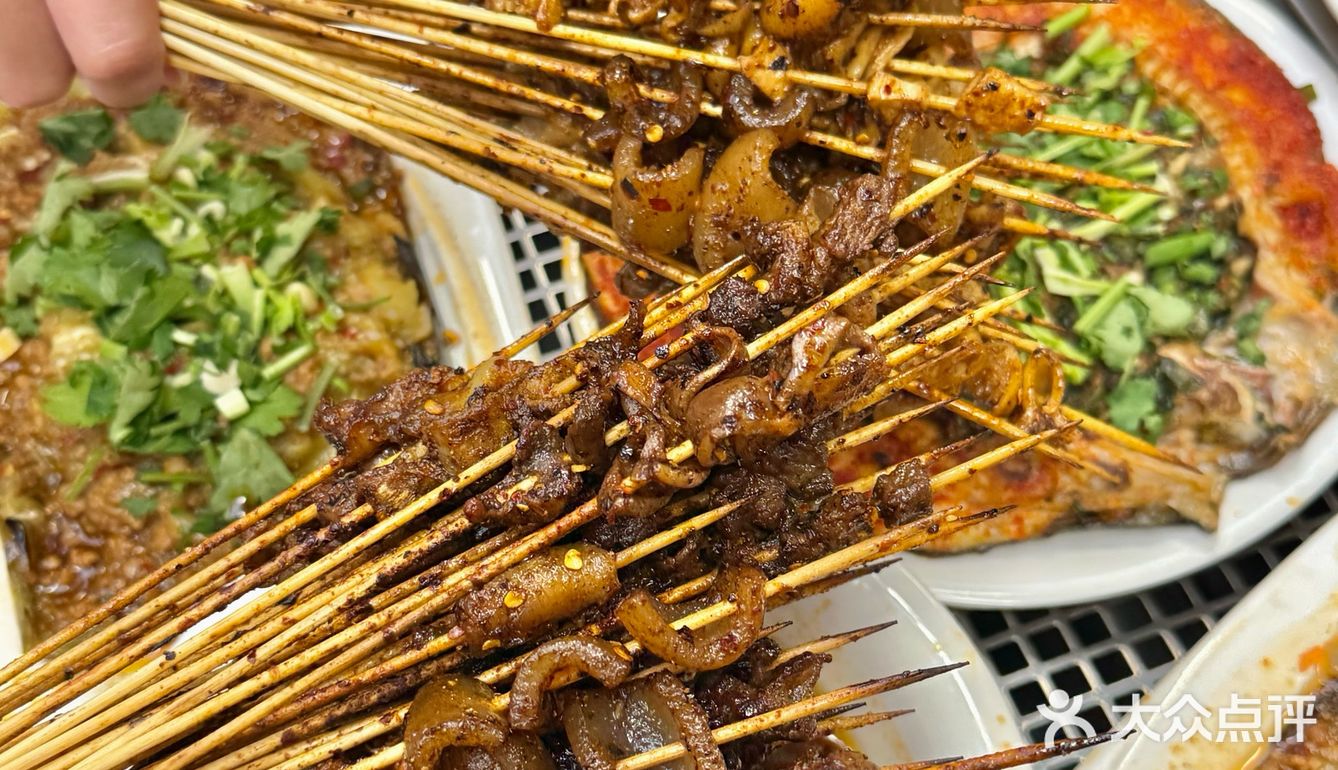 巨巨巨下饭🥹 - 佤傣版纳夺命小串串(曙光店)