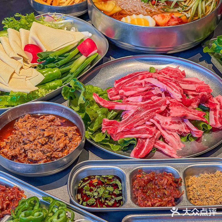什么烤肉5点半就要排队了??