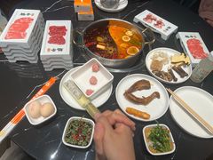 -魁牛·潮汕牛肉自助火锅(沈辽路万达店)
