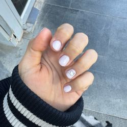 -丽心自助美甲美睫