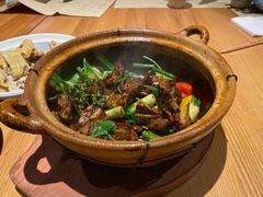 牛仔骨啫啫煲-荣小馆(杭州大厦店)