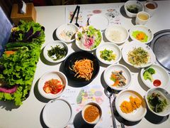餐前小菜-本家韩国烤肉(青岛万象城店)
