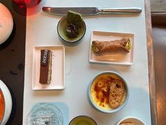 -罗宾斯牛排馆(重庆丽晶酒店)