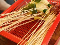 -拈签一笑黄牛肉辣卤串串