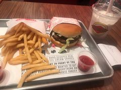 -FATBURGER 特富客汉堡(外交公寓店)