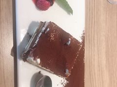 爱之丘提拉米苏-必胜客(新中纬店)