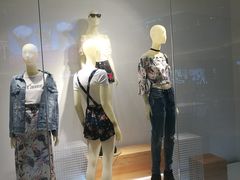 -杭州滨江宝龙城