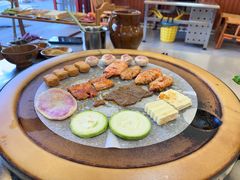 -阿昌白族石板烧·菌锅(大理古城店)