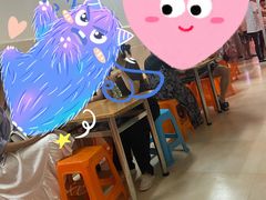 -松树干拌面店