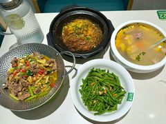 -绿草地·湘菜(7mall店)