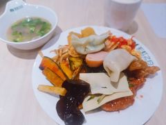 -梦航彩虹之约自助餐厅(华府天地店)