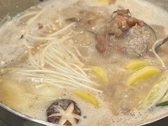 -四季喧黔味豆米火锅(万达广场店)