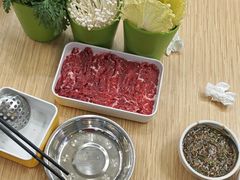 -杨老板·海鲜集市火锅·鲜切牛肉(中防万宝店)