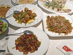 -顺峰海鲜酒楼(省府店)