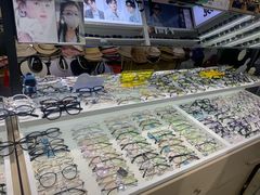 -盛世明眼镜(西单明珠商场店)