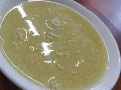 小米粥-宝瑞门钉肉饼店