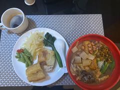 -优逸酒店(柳州窑埠古镇万象城店)