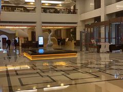 -乌兰湖畔草坪轻奢营地