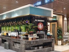 -金马门国际美食百汇(珞喻路店)