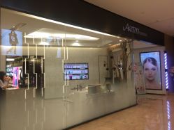 -AKOZO Beauty Salon