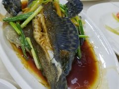 -小辣妹川味海鲜加工店(第一市场椰风巷店)